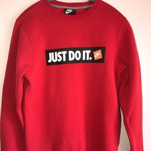 Nike red sweater size S